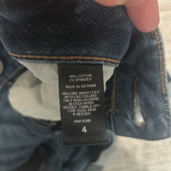 Express Distressed Jean Shorts (Set of 2) - Picture 4 of 7